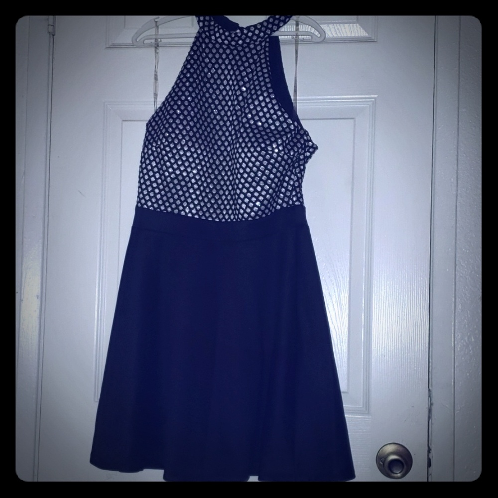 Short dress